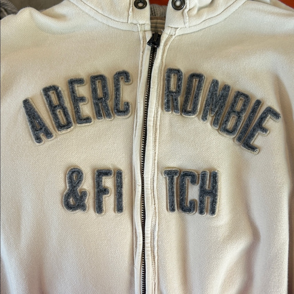 Abercrombie & Fitch Cream and Navy Label full zip Jacket-Distressed